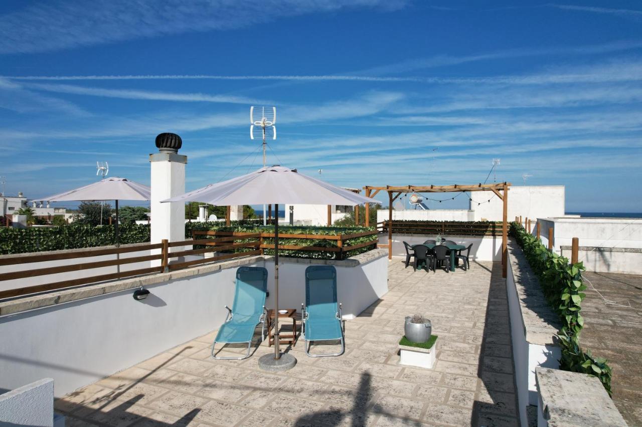 La Terrazza Dei Nonni Apartman Torre Specchia Ruggeri Kültér fotó